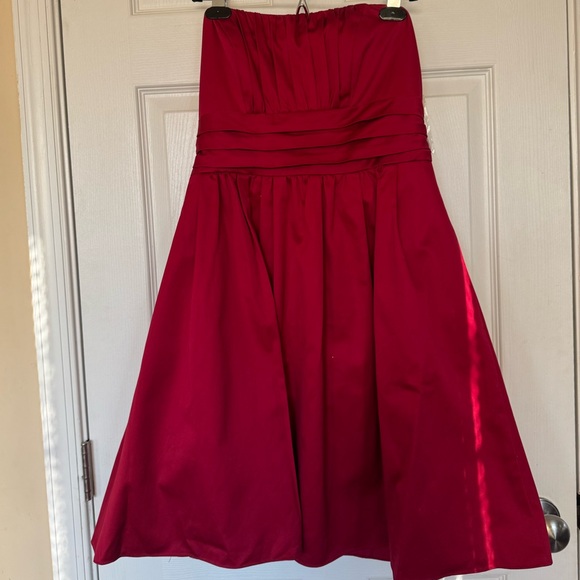 NWT David’s bridal strapless red dress with pockets - Picture 1 of 6